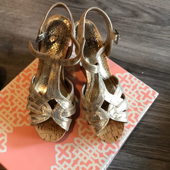 Gianni Bini Wedges - Picture 2 of 5